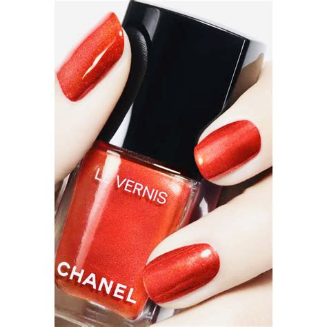 chanel 887 metallic bloom|Chanel Spring.